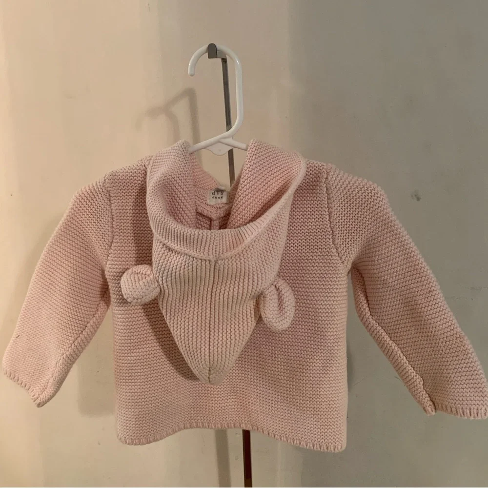 Baby gap knit crochet pink sweater bear ears buttons pockets 6-12 months